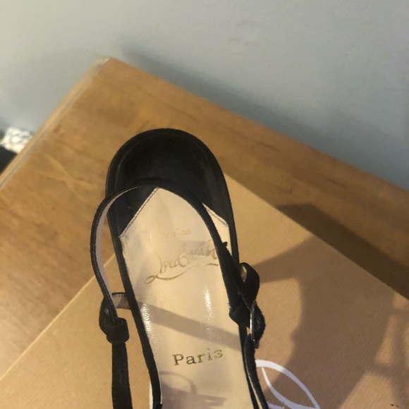 Christian louboutin suede tassel heels - Picture 5 of 5